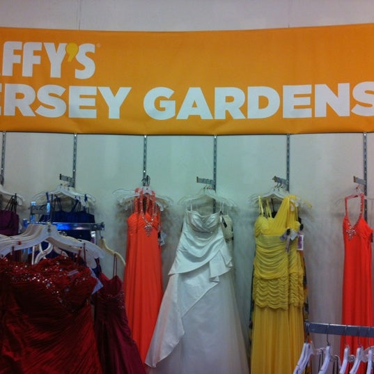 jersey gardens dress store