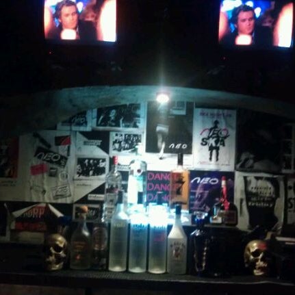 Снимок сделан в Neo Nightclub пользователем Brian &quot;AKA Mad Tinker 2&quot; D. 5/7/2012