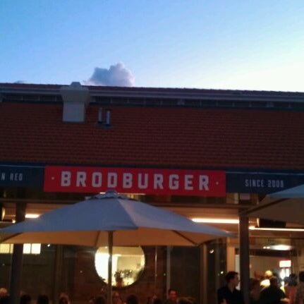 Das Foto wurde bei Brodburger von A B. am 3/29/2012 aufgenommen