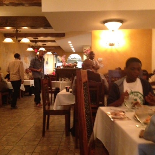 6/3/2012 tarihinde Keith K.ziyaretçi tarafından La Corsa Pizzeria &amp; Ristorante'de çekilen fotoğraf