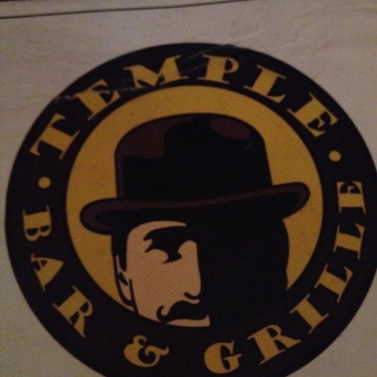 Foto diambil di Temple Bar &amp; Grille oleh John V. pada 7/12/2012