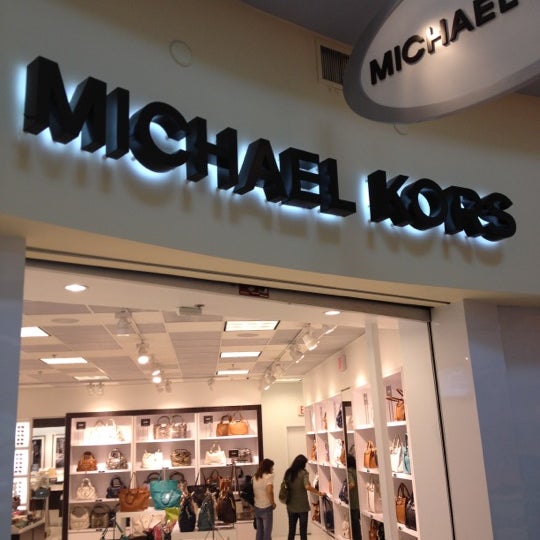 michael kors outlet dolphin mall