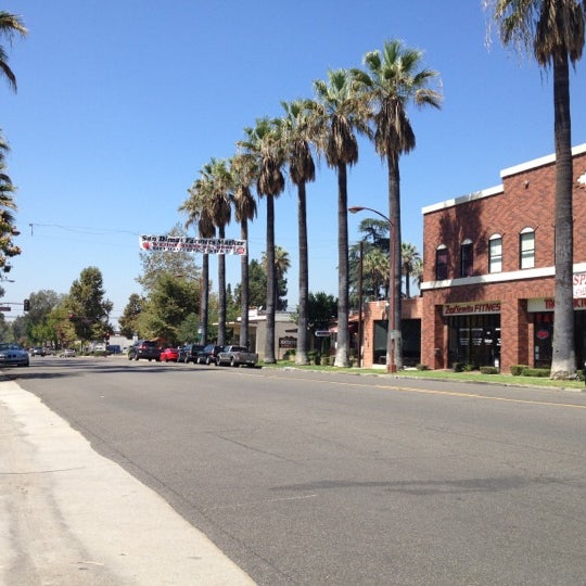 san-dimas-old-town-shopping-center-miscellaneous-store-in-san-dimas