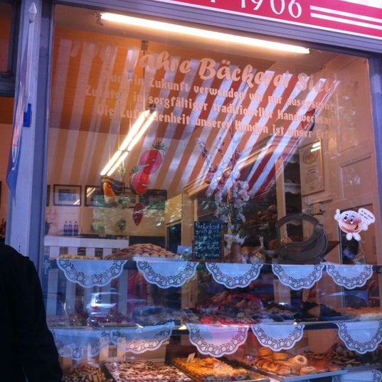 Photo prise au Bäckerei und Konditorei Siebert par Ina H. le6/22/2012