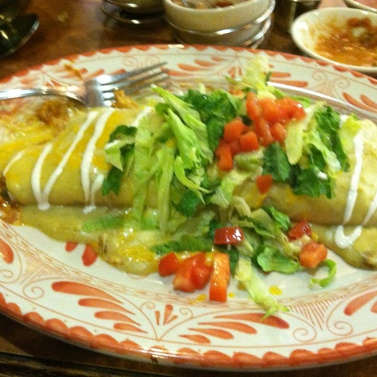 Foto diambil di Abuelo&#39;s Mexican Restaurant oleh Jim M. pada 8/11/2012