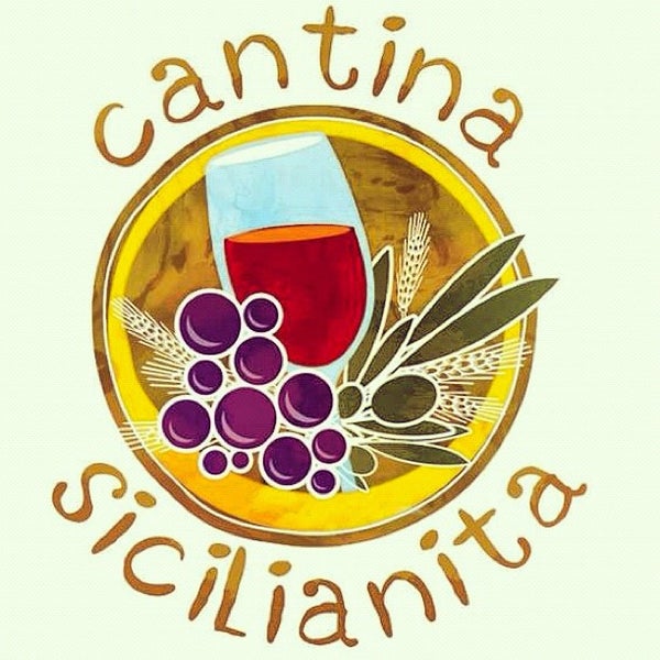 Photo prise au Cantina Sicilianita par Marky B. le9/8/2012