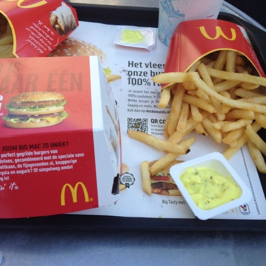 Photo prise au McDonald&#39;s par Rotterdammer010 le5/26/2012