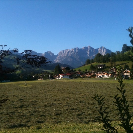 รูปภาพถ่ายที่ Cordial Golf And Wellness Hotel Reith bei Kitzbuhel โดย Florian B. เมื่อ 9/9/2012
