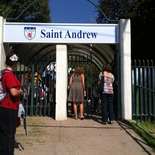 Colegio Saint Andrew Camino La Posada 13823