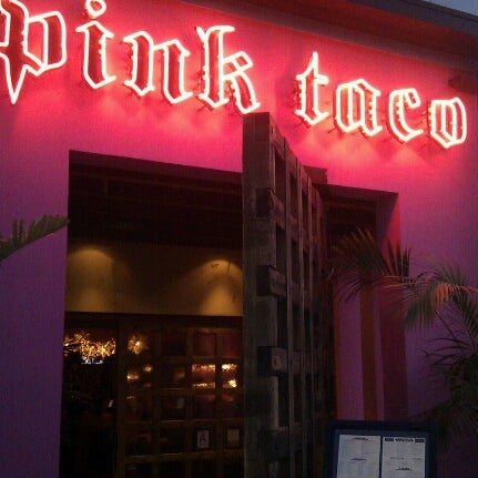 7/15/2012にSisiがPink Tacoで撮った写真