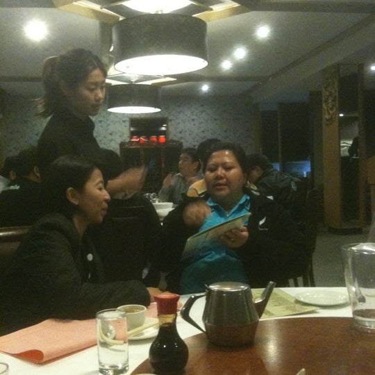 5/5/2012에 Anutta M.님이 Nine Dragons Restaurant 龍珠酒樓에서 찍은 사진
