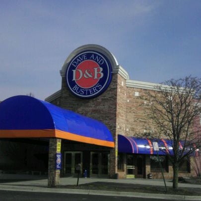 รูปภาพถ่ายที่ Dave &amp; Buster&#39;s โดย Raul G. เมื่อ 3/18/2012