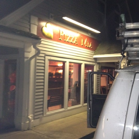 Pizza Mia 5 tips from 118 visitors Pizza Mia 5 tips from 118 visitors