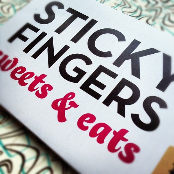 Photo taken at Sticky Fingers Bakery by Simon K. on 3/31/2012