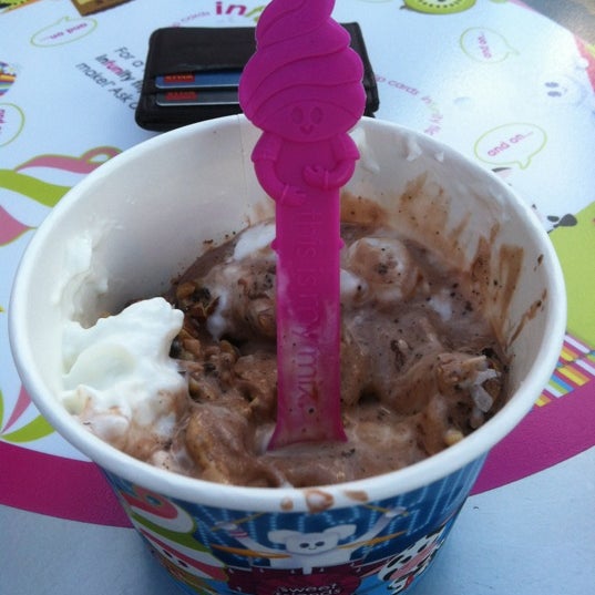 Photo taken at Menchie&#39;s by Dylan E. on 7/18/2012