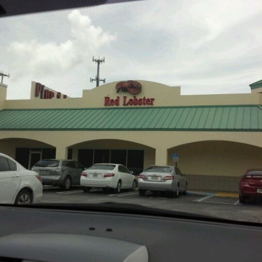 Red Lobster Now Closed 8705 Sw 136th Street [ 540 x 540 Pixel ]