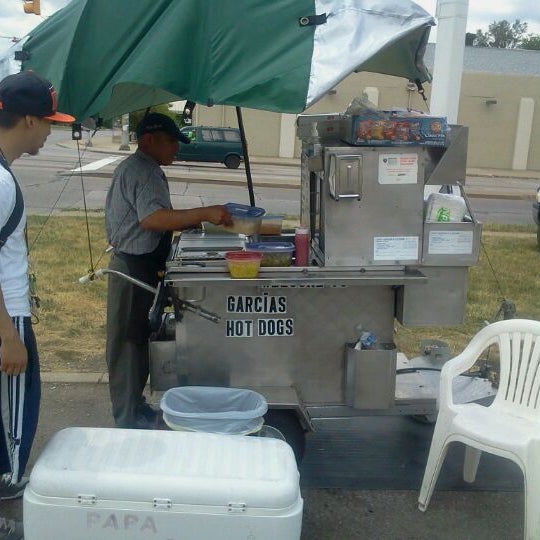 Mr Garcia S Hot Dog Cart Food Truck In Eastside