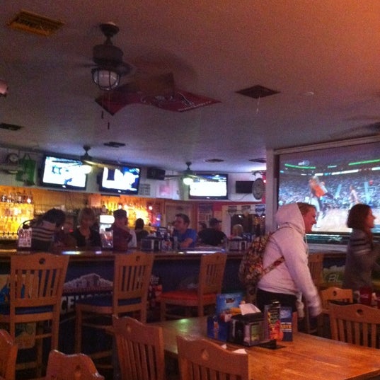 Photo taken at Eddie&#39;s Bar &amp; Grill by Gabor G. on 4/25/2012