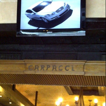Photo prise au Carpaccio ristorante italiano par Asmaa A. le3/2/2012