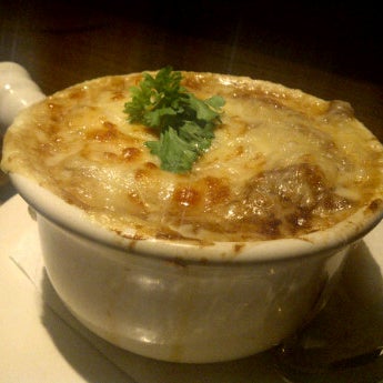 The French onion soup here is pretty darn good.