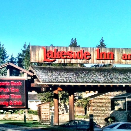 รูปภาพถ่ายที่ Lakeside Inn and Casino โดย Katy N. เมื่อ 6/14/2012