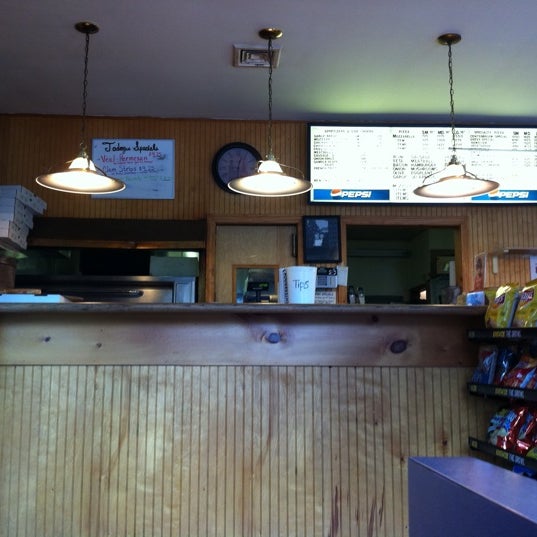 Centerbrook Pizza 4 tips from 92 visitors