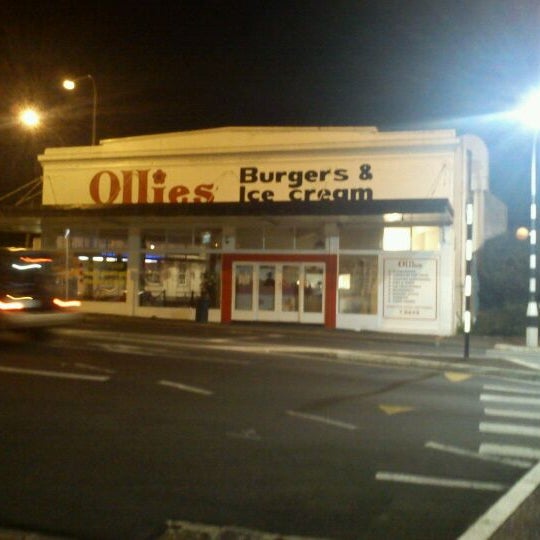 Ollies Burgers And Ice Cream Ice Cream Shop