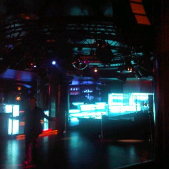 Photo taken at Zinc Night Club by Jaypz S. on 1/19/2012
