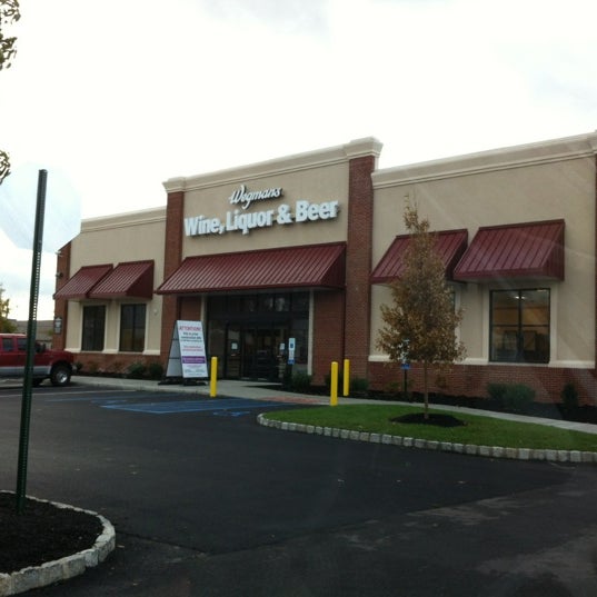 Wegmans Wine, Liquor & Beer 35 tips from 1632 visitors