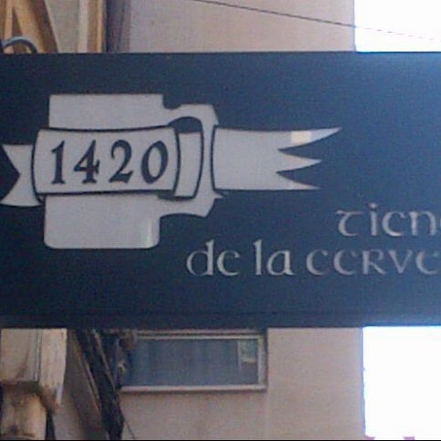 Foto diambil di 1420. Tienda de la cerveza. oleh Marcos Q. pada 7/19/2012