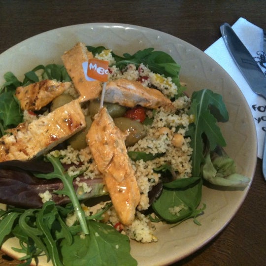 Photo prise au Nando&#39;s par Fred T. le4/17/2011