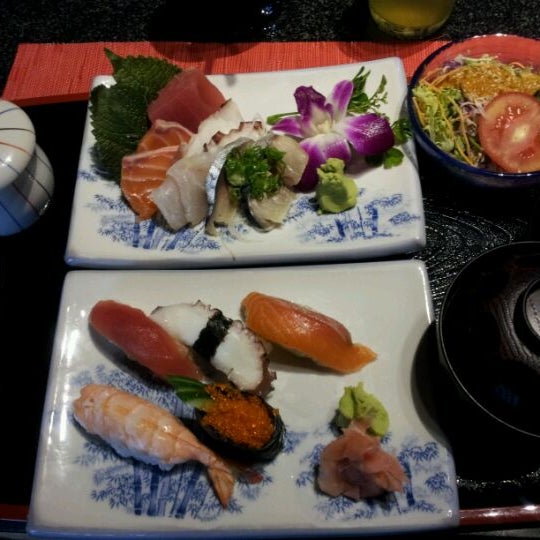 Das Foto wurde bei Kissho 吉祥 Japanese Restaurant von Andy Ng am 12/7/2011 aufgenommen