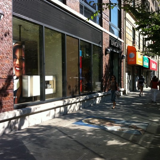 LensCrafters Eyecare Store in Upper West Side