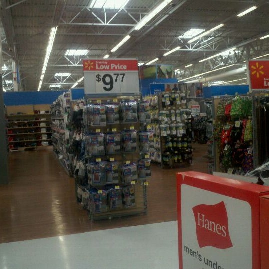 Photos à Walmart Supercenter Ft. Pierce, FL