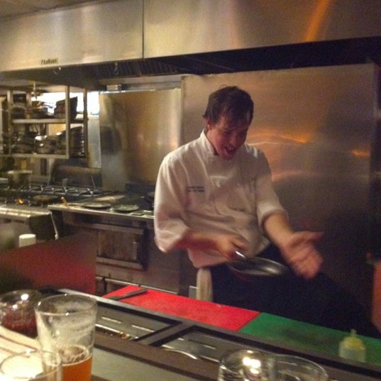 รูปภาพถ่ายที่ Zink. American Kitchen โดย Seth w. เมื่อ 8/4/2012