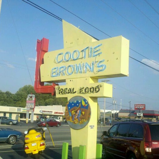 Photo taken at Cootie Brown&#39;s by Eric A. on 8/25/2011