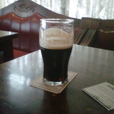 Foto tirada no(a) Keegan&#39;s Irish Pub por Ryan C. em 4/4/2011