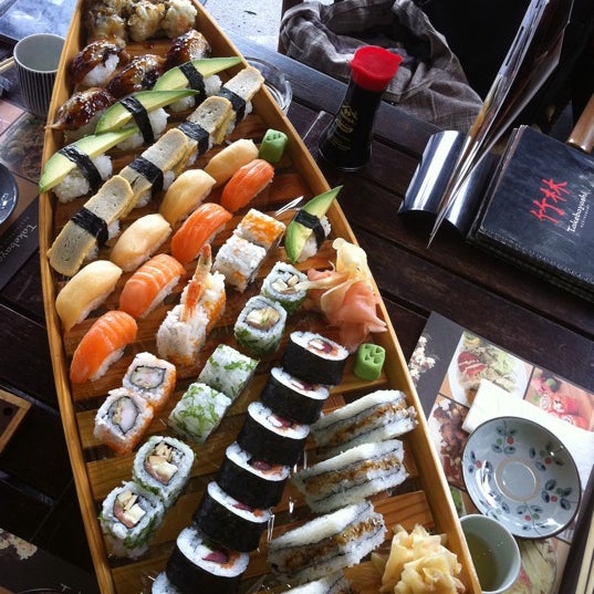 7/2/2011にAurel P.がBambuszliget Japán Étterem &amp; Sushi Bárで撮った写真