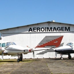Das Foto wurde bei Aeroimagem S.A. Engenharia e Aerolevantamento von Gabriel P. am 1/18/2012 aufgenommen