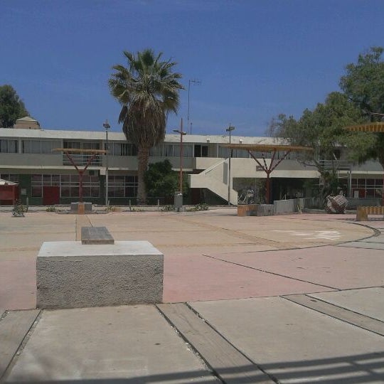 Das Foto wurde bei Universidad de Antofagasta von Jean L. am 12/13/2011 aufgenommen