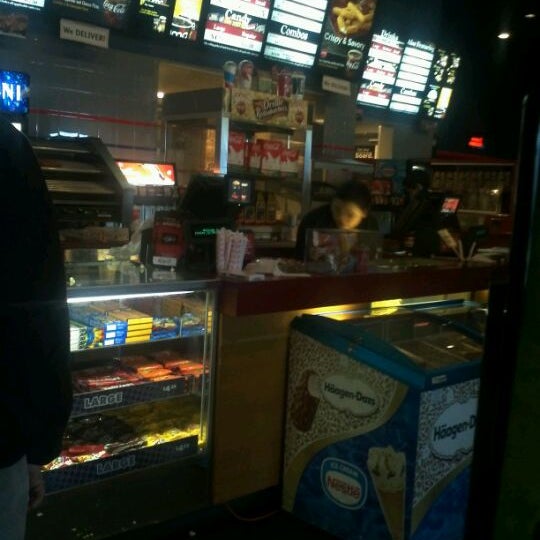 AMC Burlington Cinema 10 - Burlington, MA