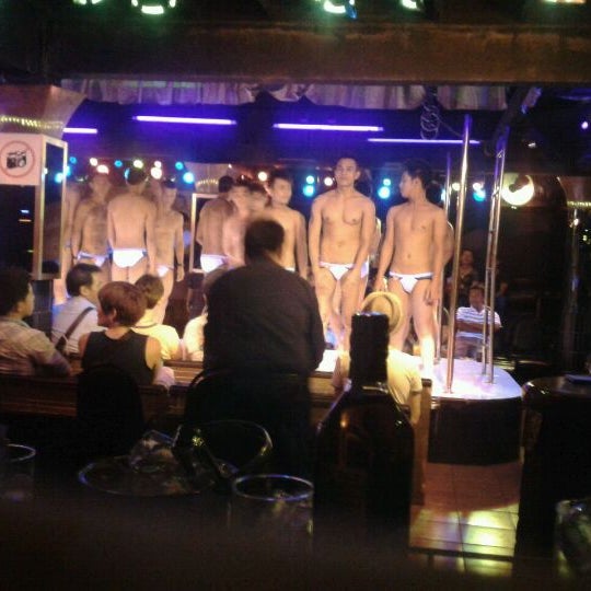 Gay bars manhattan queens