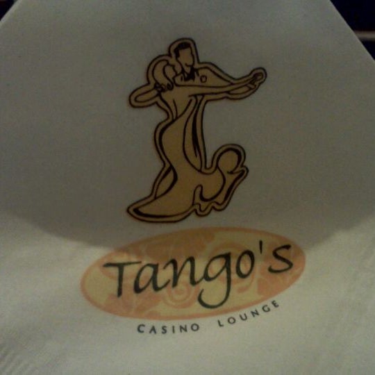 Foto tirada no(a) Tango&#39;s Lounge por Nina D. em 4/11/2012
