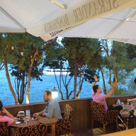 Foto tirada no(a) Bosphorus Lounge por Mihrace Ö. em 6/24/2012