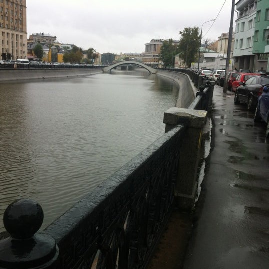 Комиссариатский мост москва