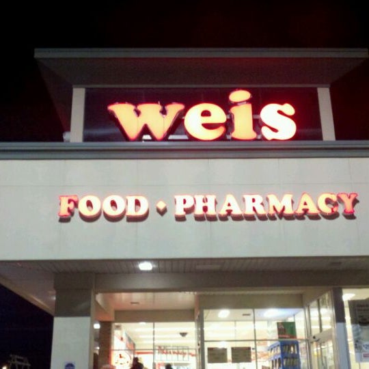 Weis Markets Grocery Store in Philipsburg