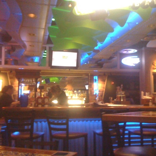 Photo taken at Chili&#39;s Grill &amp; Bar by Kyle E. on 8/24/2011