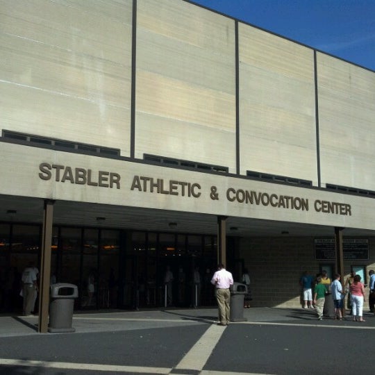Foto tirada no(a) Stabler Arena por Marc P. em 6/14/2012