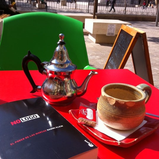 Foto tirada no(a) Café con Libros por LuiSiles em 2/29/2012
