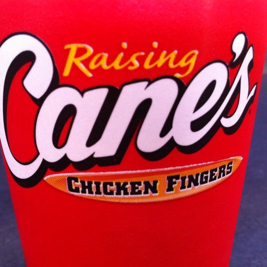 9/2/2011 tarihinde Ryan F.ziyaretçi tarafından Raising Cane&#39;s Chicken Fingers'de çekilen fotoğraf